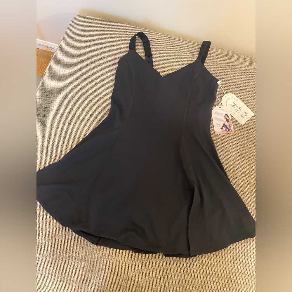 Black Sleeveless Dress